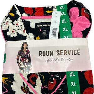 Room Service Women’s Shawl Collar Pajama Set - Black Floral NWT